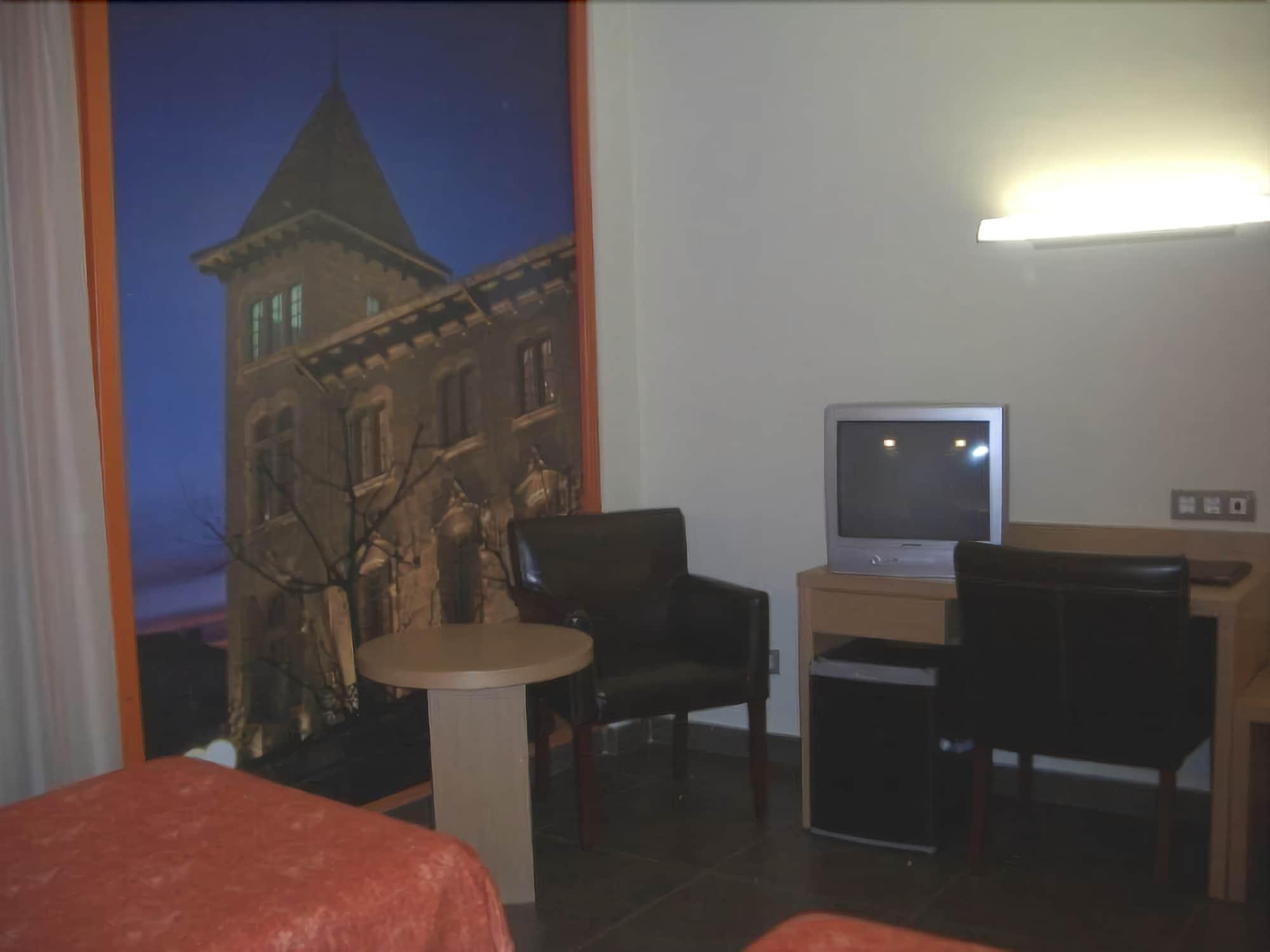Hotel Pere III El Gran Вилафранка дел Пенедес Екстериор снимка