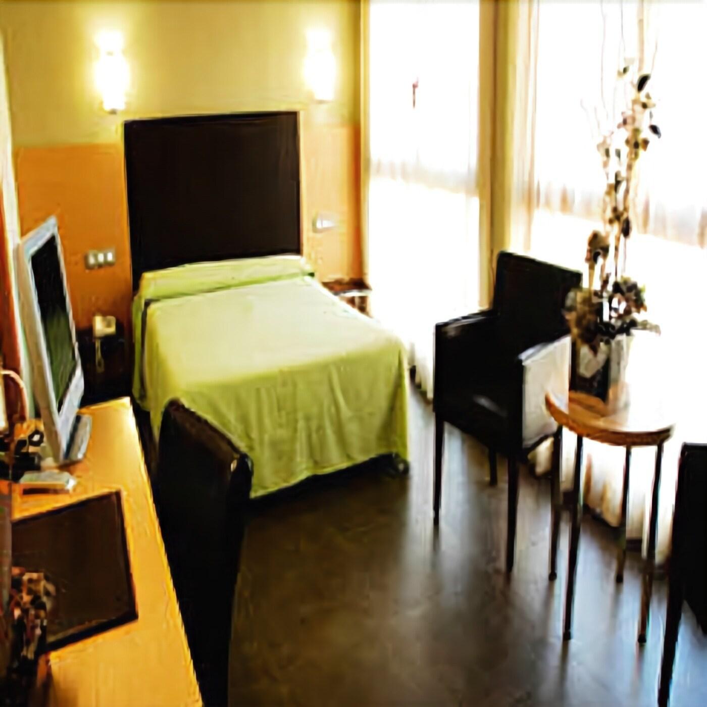 Hotel Pere III El Gran Вилафранка дел Пенедес Екстериор снимка