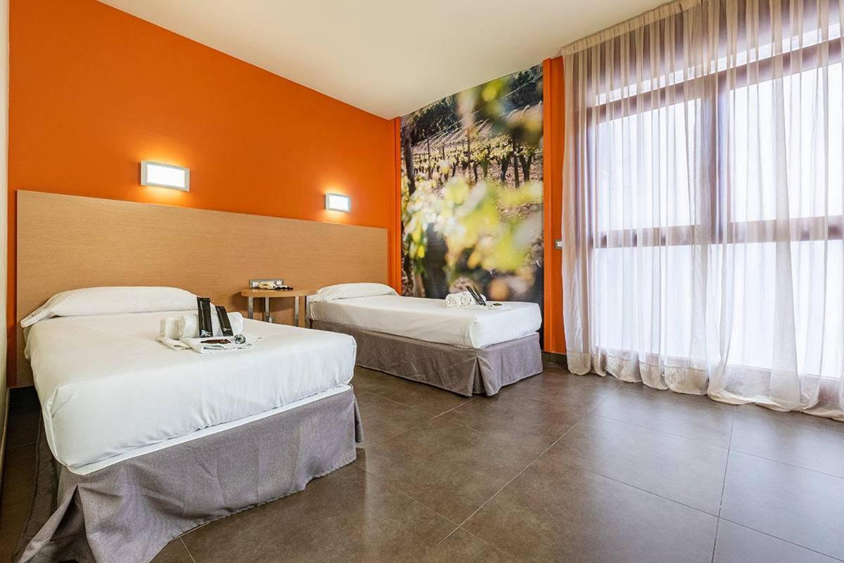 Hotel Pere III El Gran Вилафранка дел Пенедес Екстериор снимка